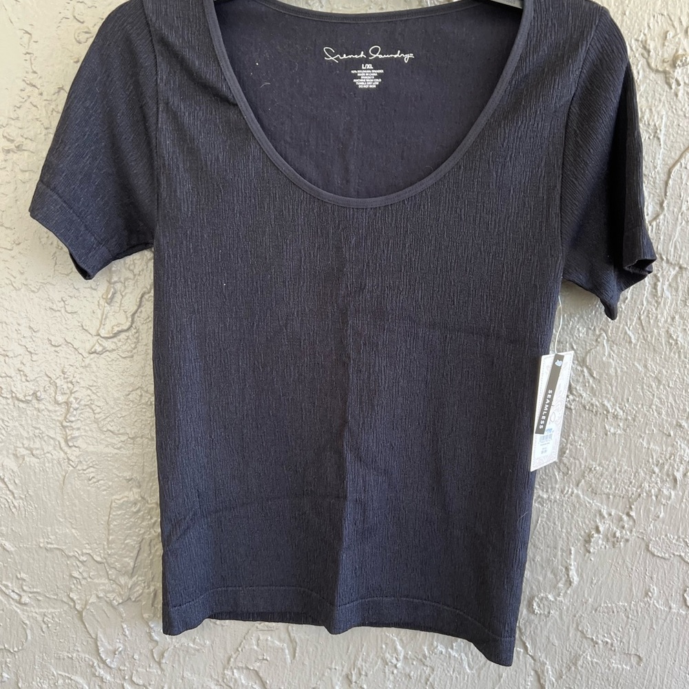 French Laundry Black Short Sleeve Top - Picture 2 of 7